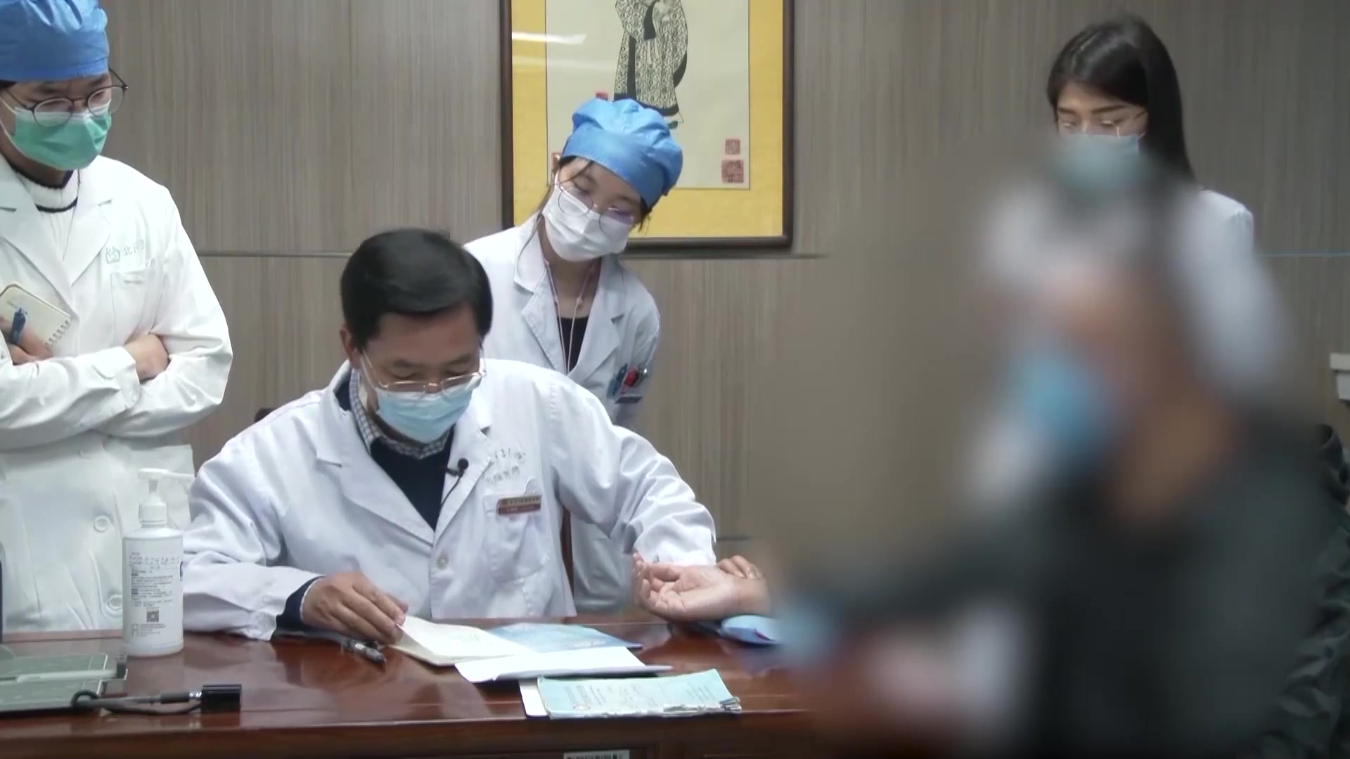 痰湿内盛：35岁慢性肾炎患者体重反弹的控嘴减肥与中药调理