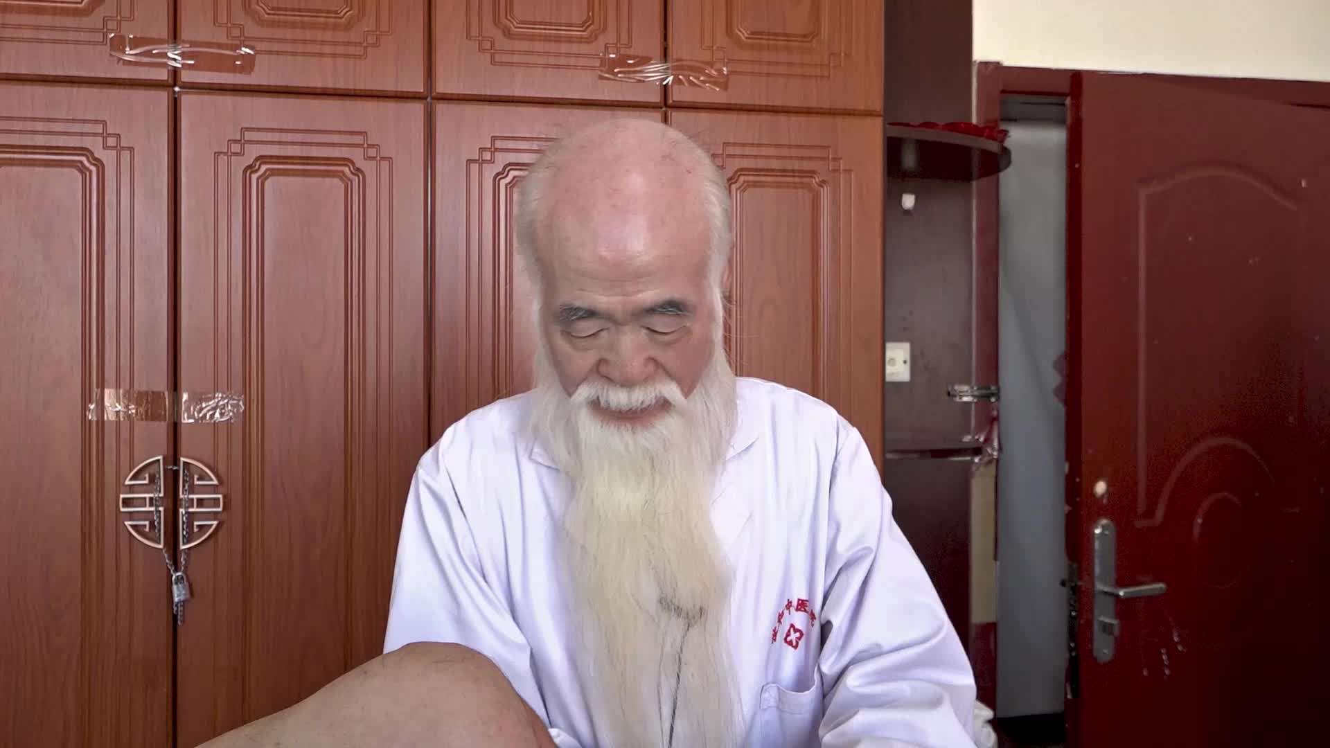 男 67岁 头晕2年余
